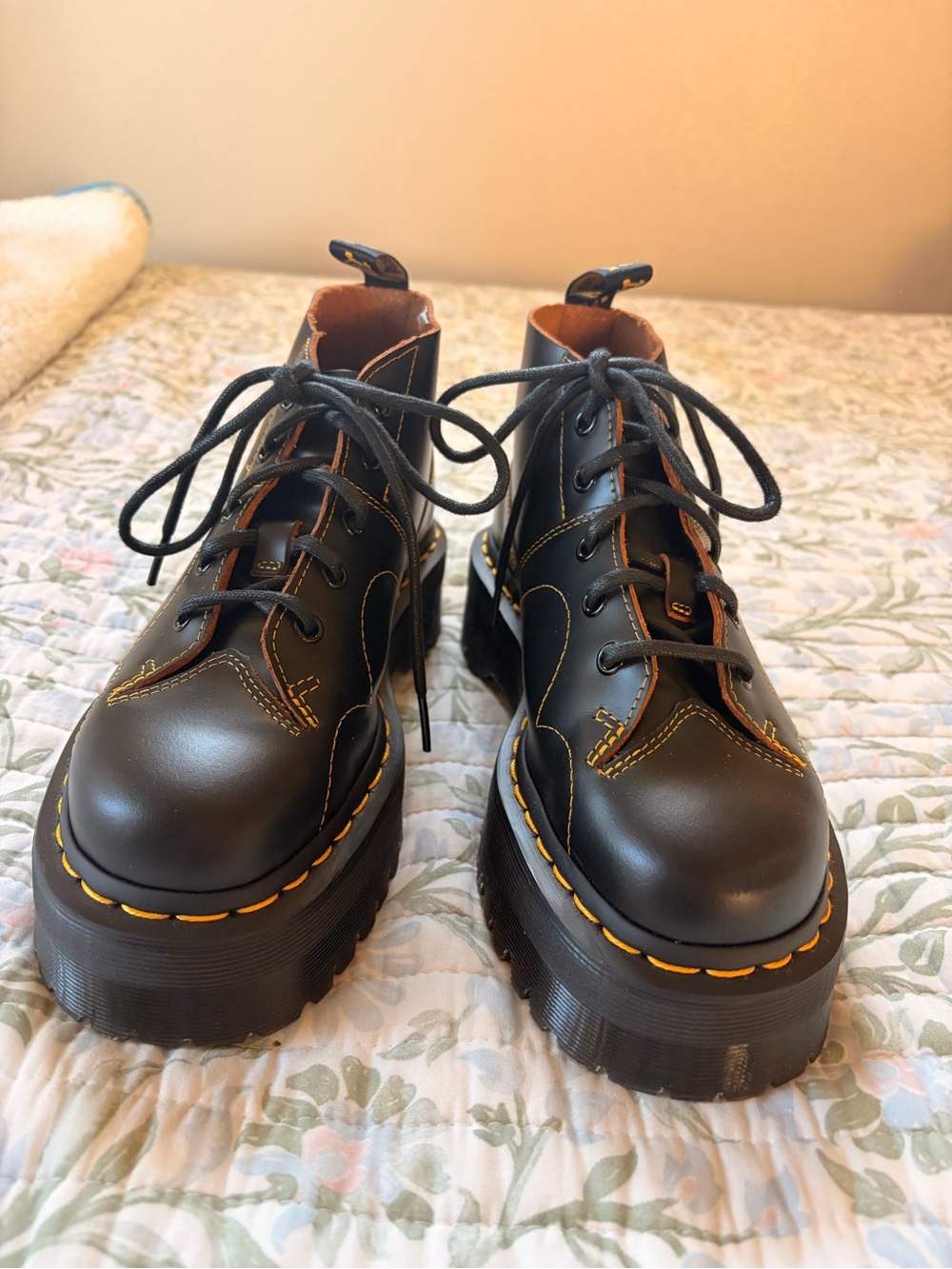 Dr. Martens Church Quad Platform Monkey boots 😎🩷